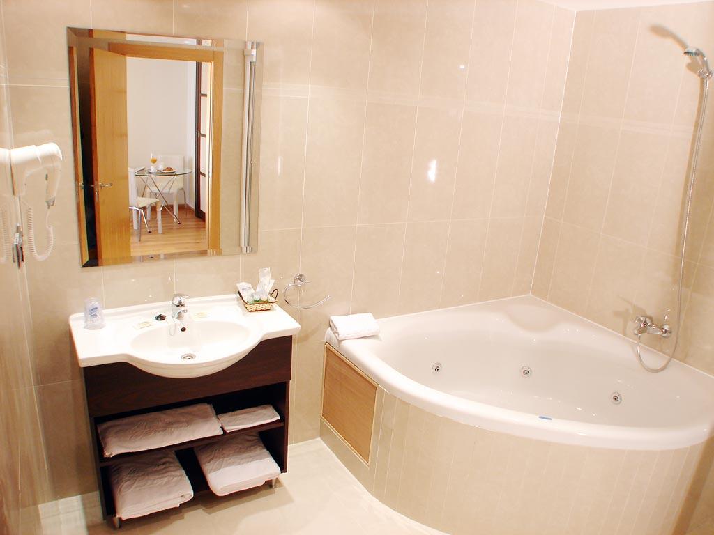 Hotel La Borona Gijon Bagian luar foto