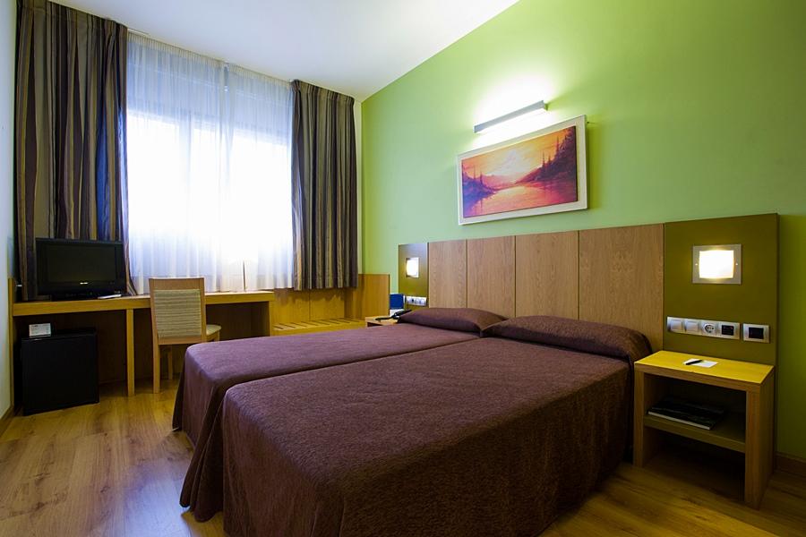 Hotel La Borona Gijon Bagian luar foto
